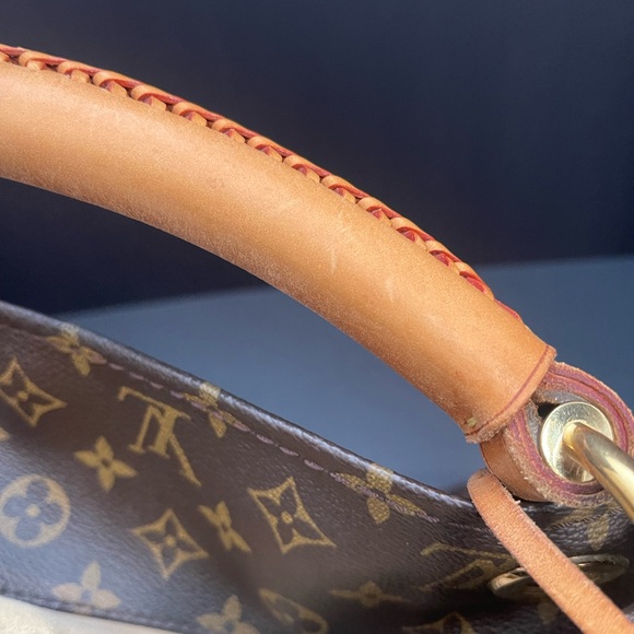 SOLD🚨🚨🚨VGUC Vuitton Artsy Monogram MM - Picture 9 of 16